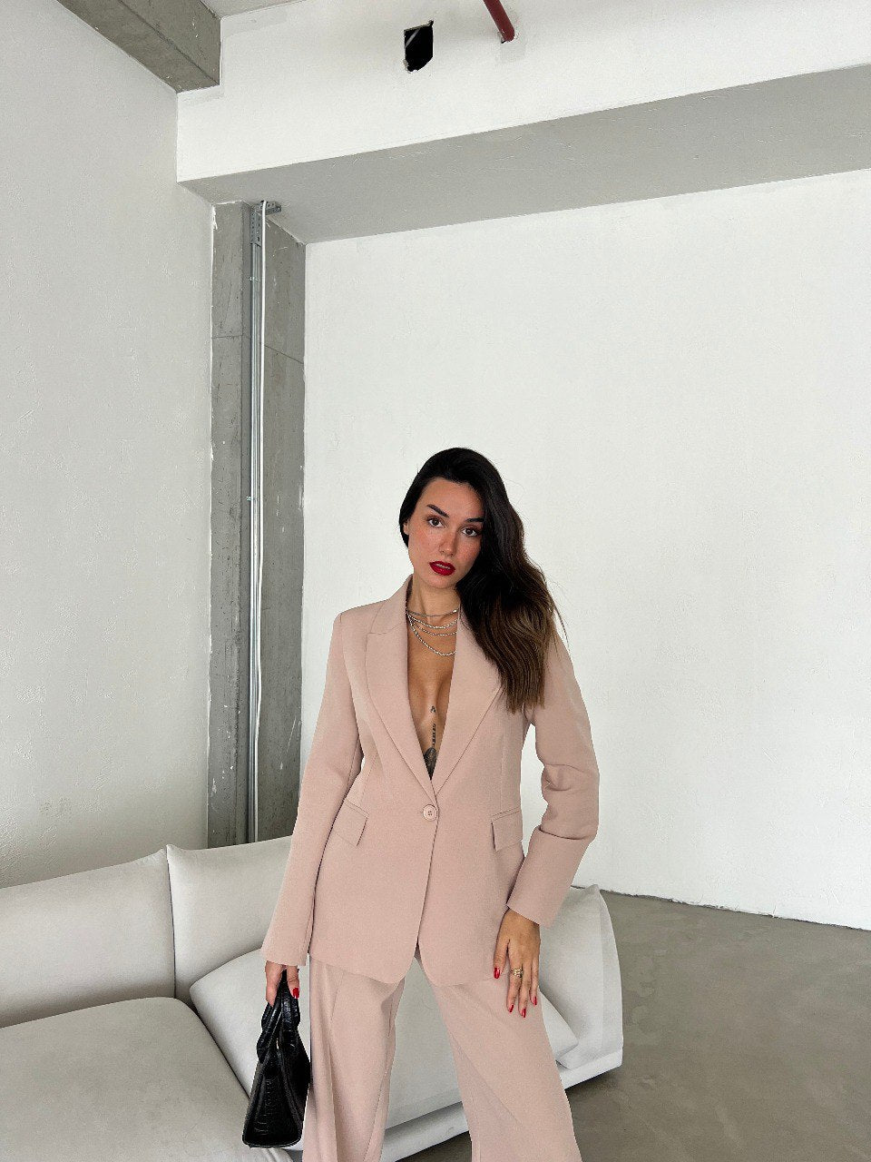 Ensemble tailleur-pantalon nude