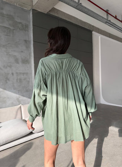 Chemise oversize verte à manches longues