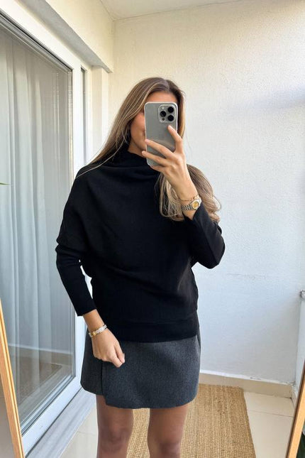 Black turtleneck sweater