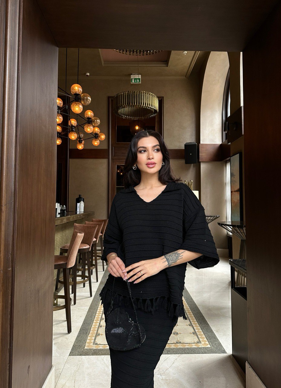 Ensemble coordonné en maille côtelée noir