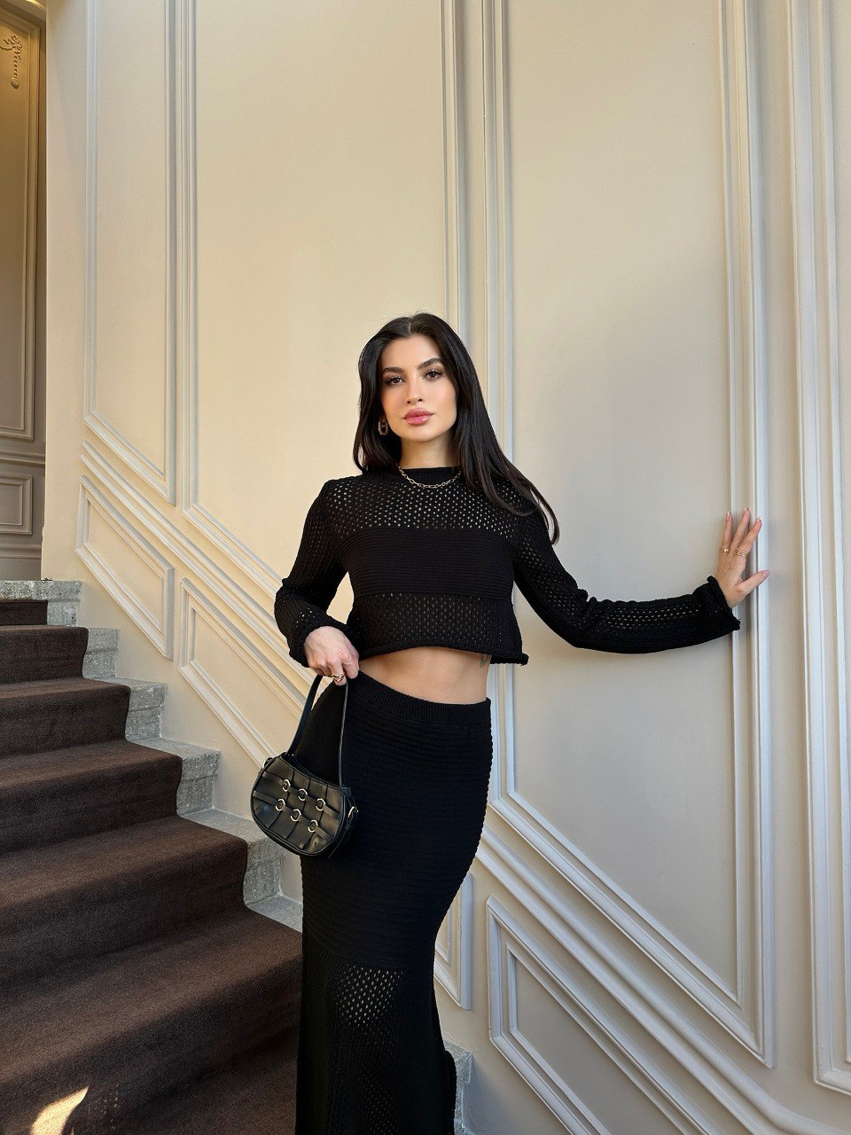 Ensemble crop top et jupe midi en maille noir